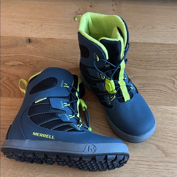 Merrell Navy and Lime Snowbank Snow Boots for Kids Size 13 - Picture 1 of 6